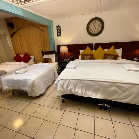 Hotel Vintage "Casa Las Flores" Quetzaltenango Kültér fotó