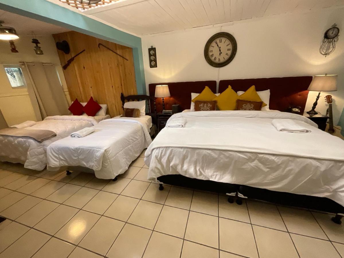 Hotel Vintage "Casa Las Flores" Quetzaltenango Kültér fotó
