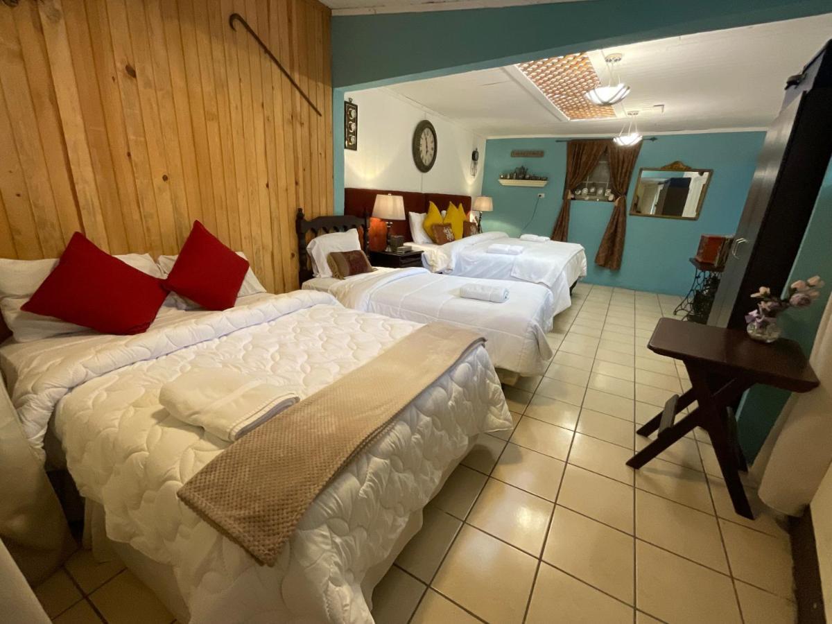 Hotel Vintage "Casa Las Flores" Quetzaltenango Kültér fotó