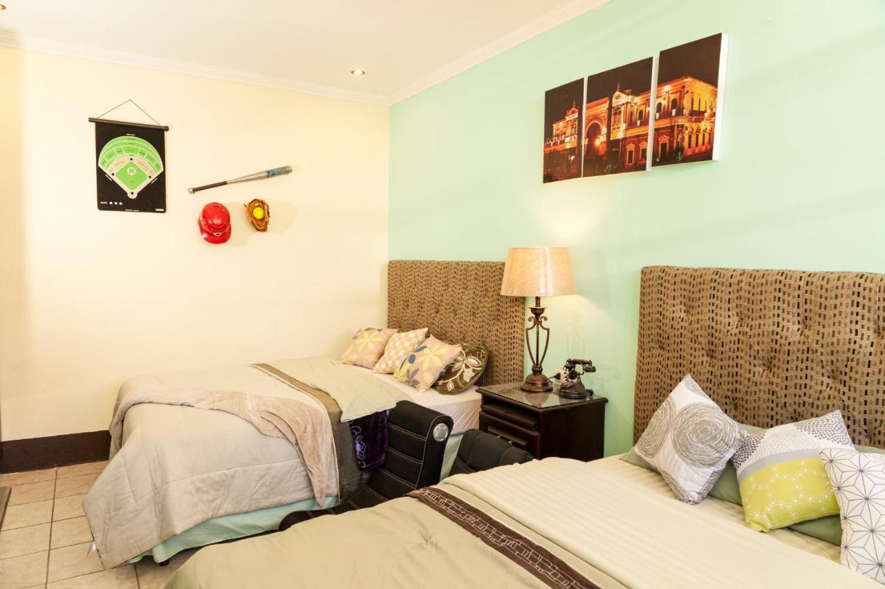 Hotel Vintage "Casa Las Flores" Quetzaltenango Kültér fotó
